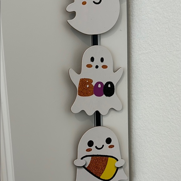 Hand Crafted Halloween Wreaths In Progress Custom Order Ghost Wreath Wall Decor - Picture 6 of 9